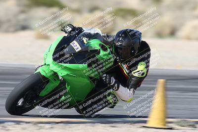 media/Jan-15-2026-Racers Edge (Thu) [[dfebeb70ab]]/3-B Group/Session 4 (Turn 6 Inside)/